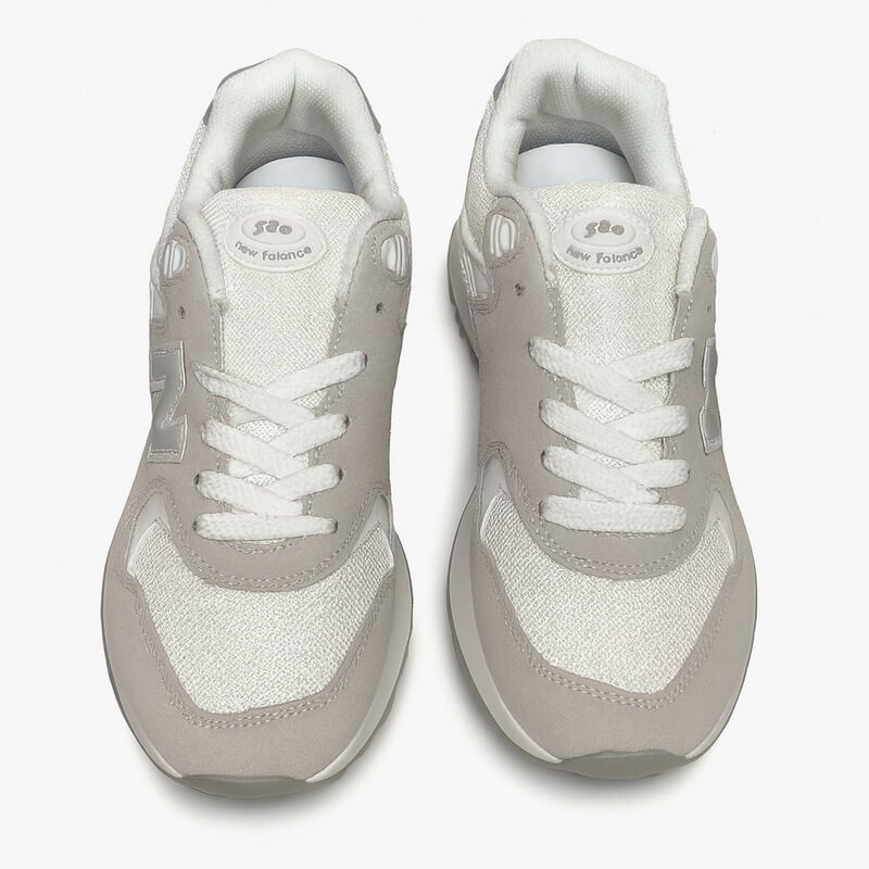 Sneakers 580 – Gris Clair